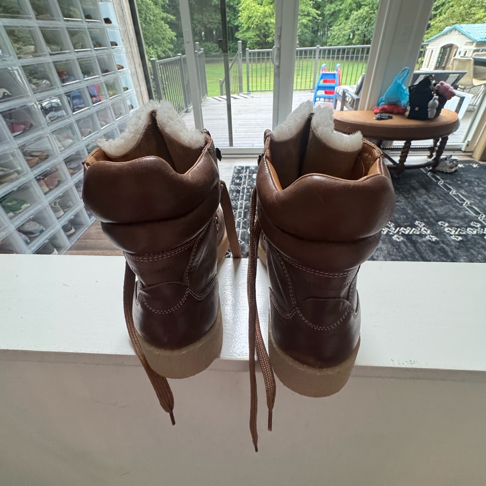 Cozy Brown Shearling Women's Boots - Picture 6 of 6